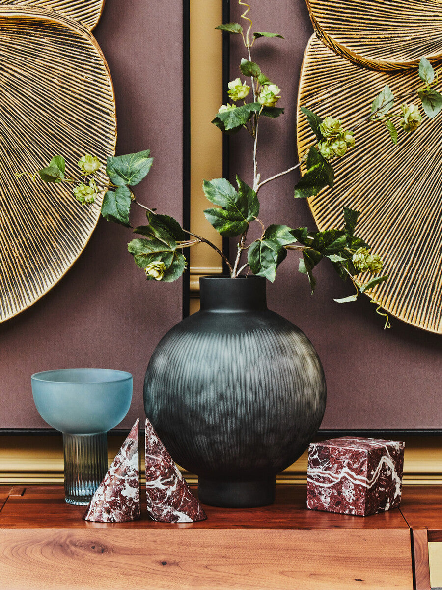 Lomond Curved Vase
