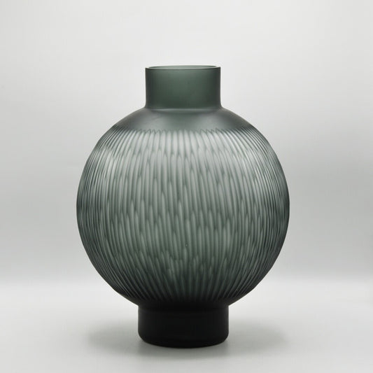 Lomond Curved Vase